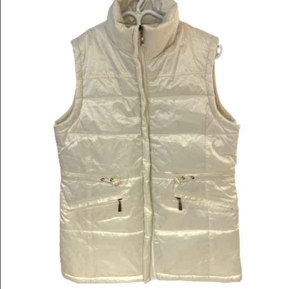 - Cedar Valley Cream Puffer Vest - Picture 1 of 5